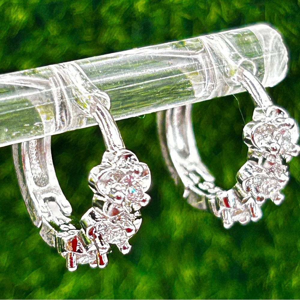 NWOT Sterling silver flower zirconia Huggies  earrings